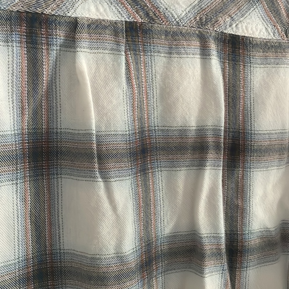 Universal Thread Flannel - Picture 5 of 6